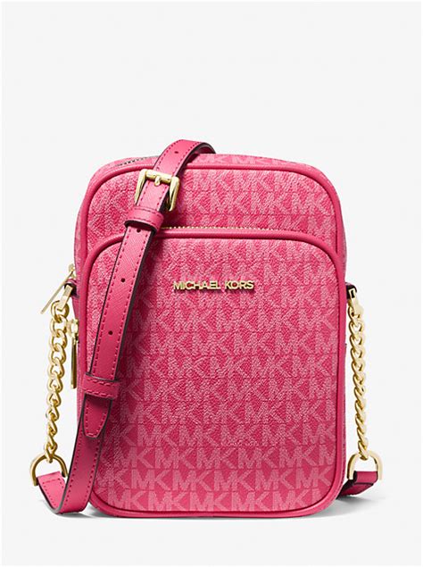 Jet Set Medium Signature Logo Crossbody Bag 